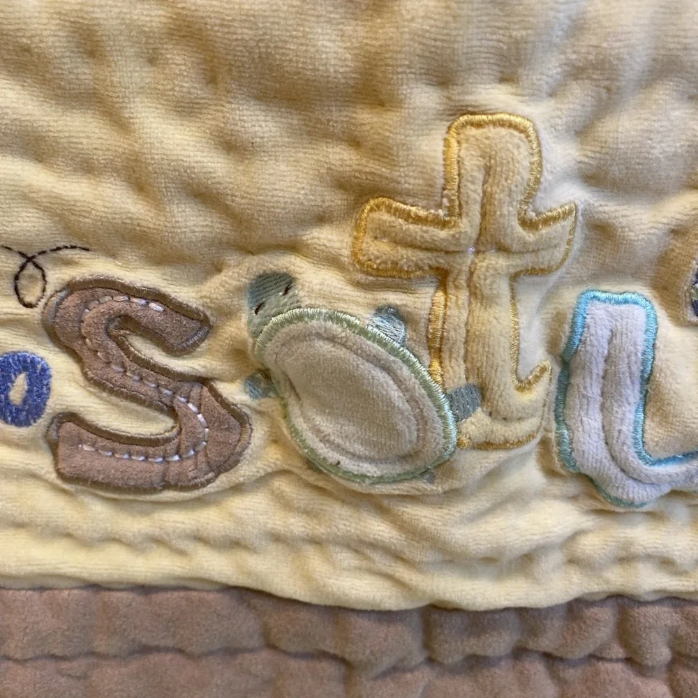 CARTER'S JUST ONE YEAR Alphabet Animals Design Quilted‎ Baby Blanket 40